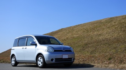 展示中古車　トヨタ　シエンタ