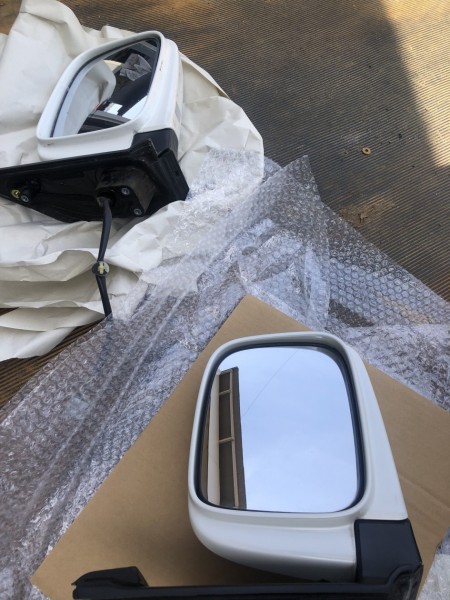 ステップワゴン　中古ドアミラー